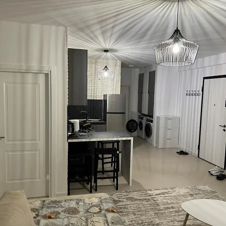 Luxury Surrounded By Nature Apartment *