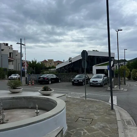 Luxury Surrounded By Nature Τίρανα